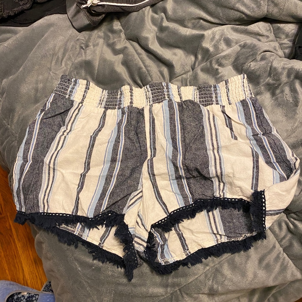 Stripped Shorts